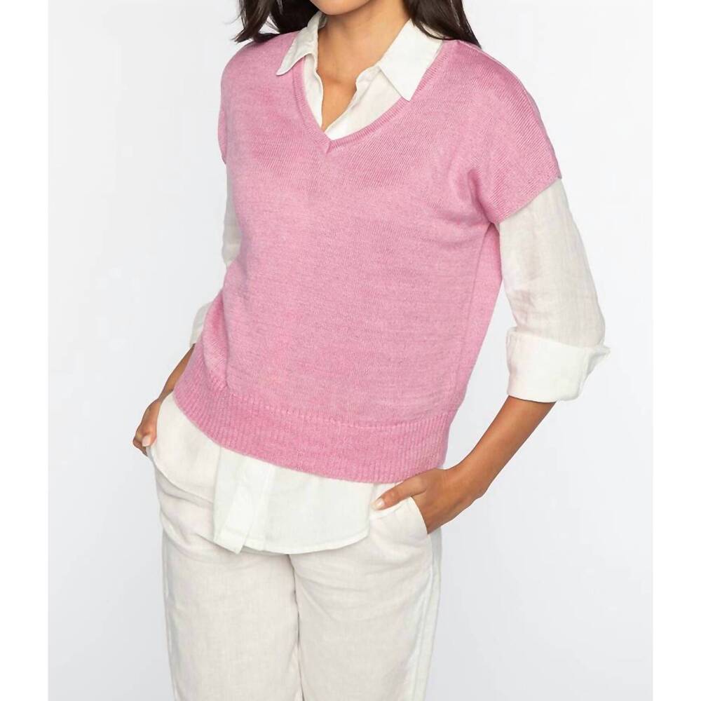 NEW KINROSS cap sleeve vee top in berry
